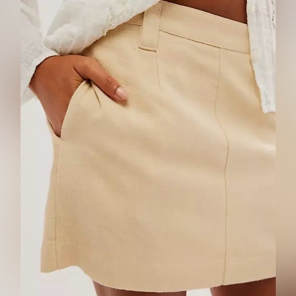 Free People Can’t Blame Me Mini Skirt Size 4 NWOT - Picture 3 of 6